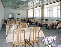 обеденный зал в одной из столовых санатория ЕДКС МО, Евпатория туркомпания Голубая лагуна